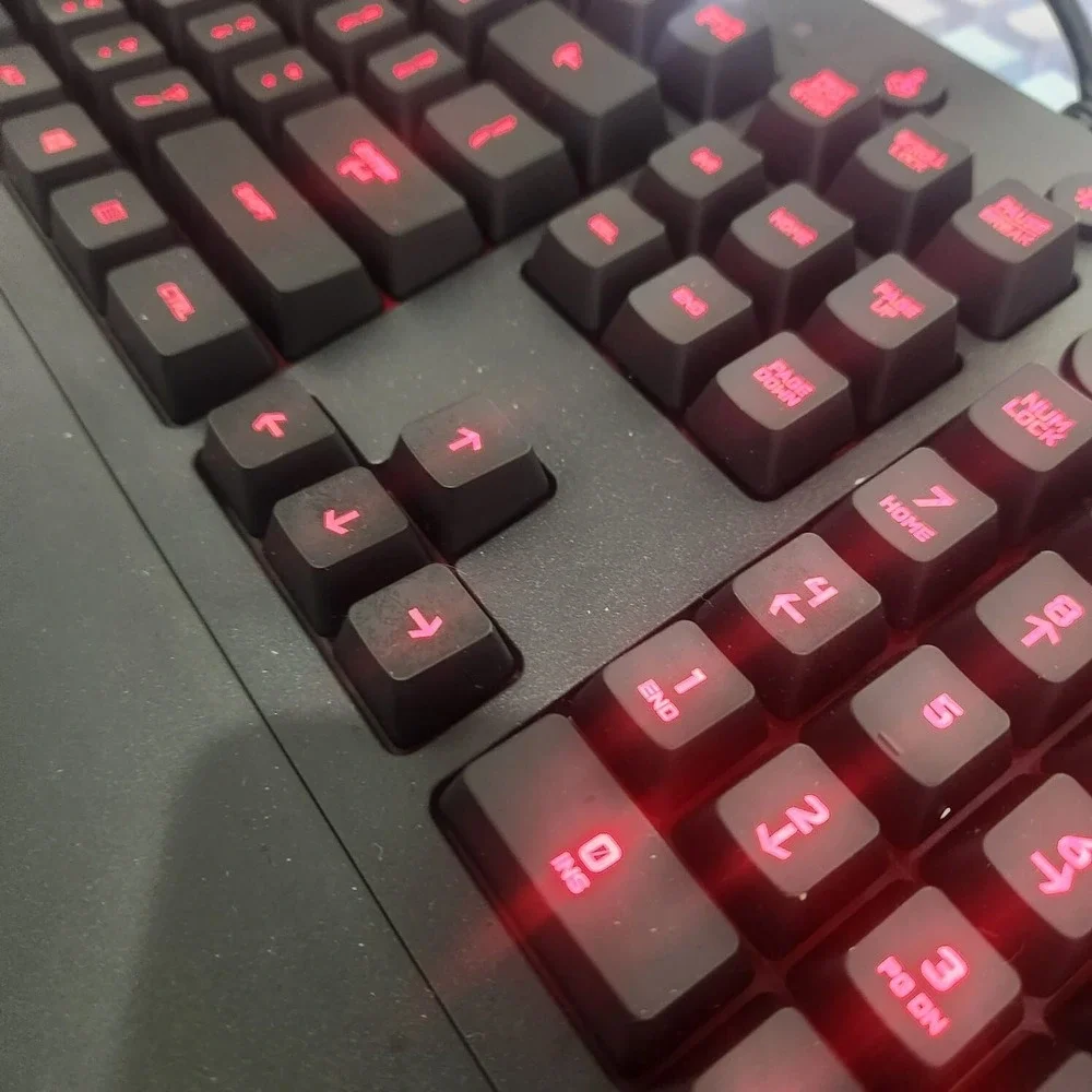 Logitech G213 Prodigy RGB Gaming Keyboard LIGHTSYNC‎ Wired Spill-Resistant